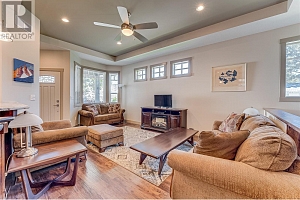 270 Grouse Avenue - Photo 9