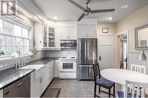 1537 Lakeview Street - Photo 12