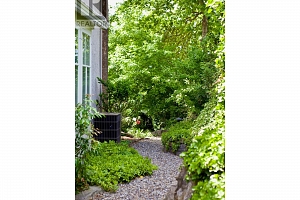 1537 Lakeview Street - Photo 39