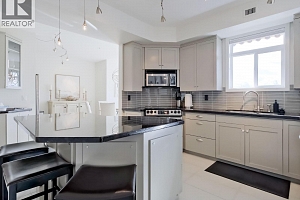 1088 Sunset Drive Unit# 221 - Photo 6