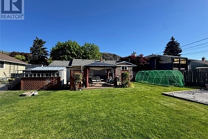4106 28 Avenue - Photo 39