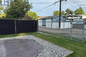 4106 28 Avenue - Photo 45
