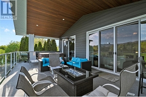 3810 Casorso Road - Photo 19