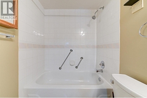 200 Hollywood Road Unit# 203 - Photo 24