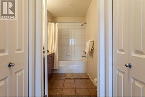 1875 Country Club Drive Unit# 1318 - Photo 10