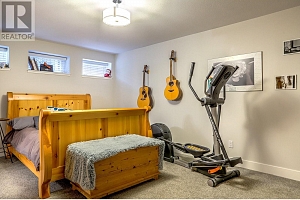 3203 25 Street Unit# B - Photo 60
