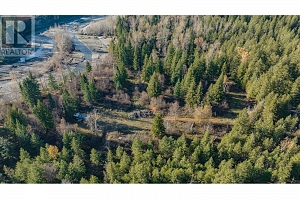 370 Charles Road - Photo 46