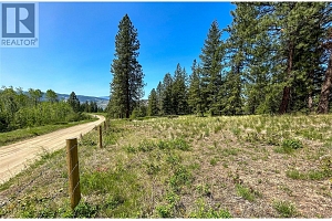 5893 Cosens Bay Road - Photo 17