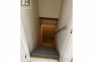 1909 43 Street - Photo 12