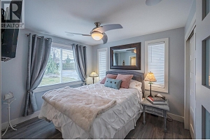 1362 Green Bay Road - Photo 2