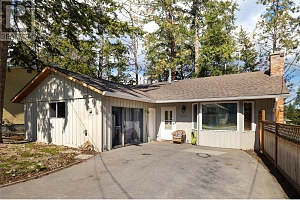 3451 McTaggart Road - Photo 29