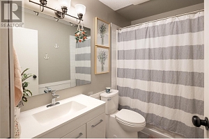 3451 McTaggart Road - Photo 9