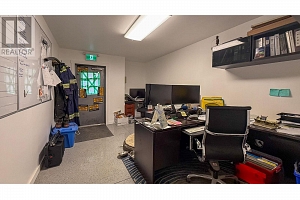 2846 Fenwick Road - Photo 11