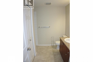 1875 Country Club Drive Unit# 1316 - Photo 10