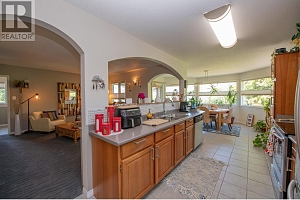 5648 Learmouth Road - Photo 13