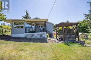5648 Learmouth Road - Photo 41