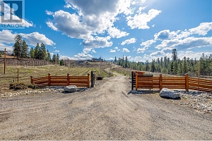 3979/3977 Hart Road - Photo 3