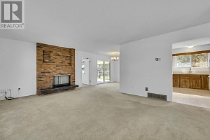 811 Tamarack Drive - Photo 4