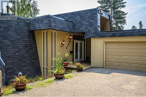 8180 Tronson Road - Photo 46