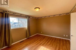 958 Stockwell Avenue - Photo 12