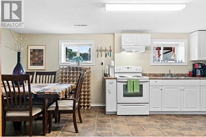 958 Stockwell Avenue - Photo 24