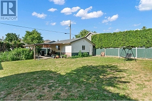 958 Stockwell Avenue - Photo 28