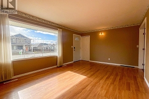 958 Stockwell Avenue - Photo 8