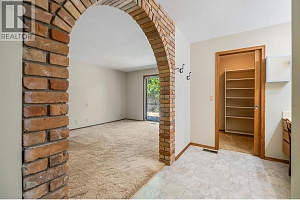 4977 Elliott Avenue - Photo 32