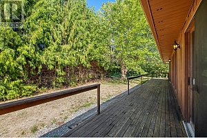 4977 Elliott Avenue - Photo 52