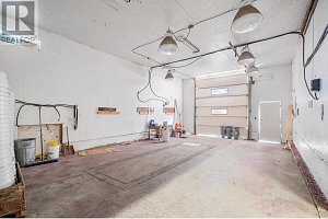 4977 Elliott Avenue - Photo 63