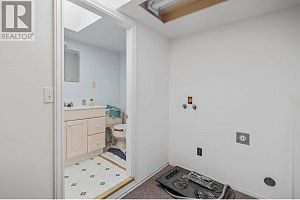 4977 Elliott Avenue - Photo 71