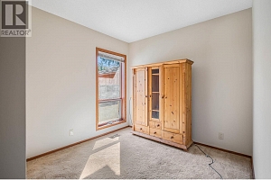 4977 Elliott Avenue - Photo 33