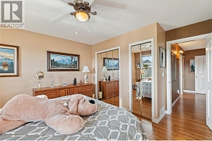 1677 Newport Road - Photo 40