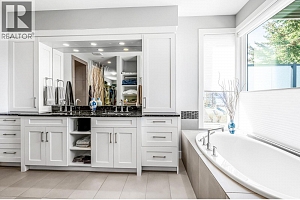 11537 Okanagan Centre Road W - Photo 66