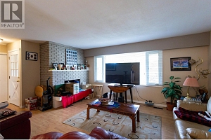 1911 Cross Road - Photo 6
