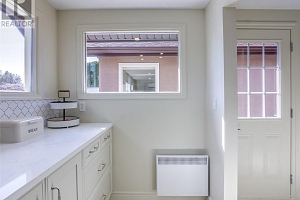 6207 Whinton Crescent - Photo 12