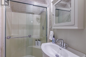 6207 Whinton Crescent - Photo 30