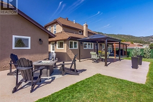 6207 Whinton Crescent - Photo 38