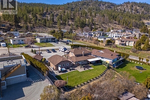 6207 Whinton Crescent - Photo 46
