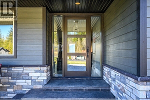 1050 Mallory Road - Photo 2
