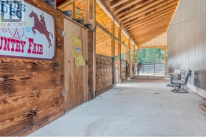 1050 Mallory Road - Photo 49