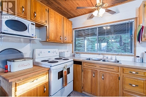 3217 Lumby Mabel Lake Road - Photo 10