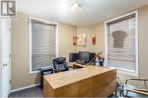 2143 Shuswap Avenue - Photo 7