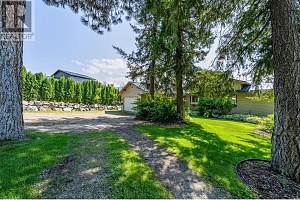 10 Candide Drive - Photo 16