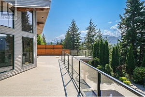 10 Candide Drive - Photo 77