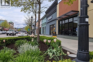 3301 30th Avenue Unit# 102 - Photo 2