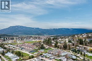 173 Salmon Arm Drive Unit# 102 - Photo 31