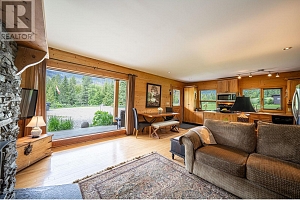 1075 Six Mile Creek Road - Photo 26