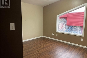 3202 32 Avenue Unit# C - Photo 2