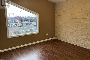 3202 32 Avenue Unit# C - Photo 3